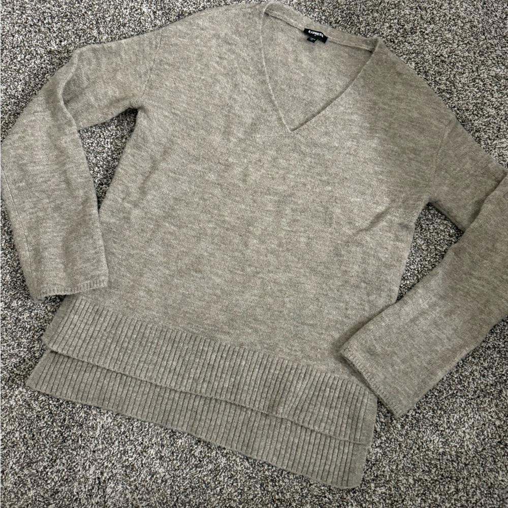 Express Taupe V-Neck Women's Sweater
